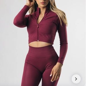 Alphalete Amplify Jacket in Wisteria